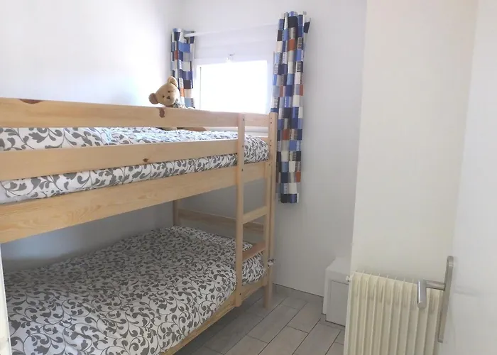 - Modern Beachside Joey Collioure